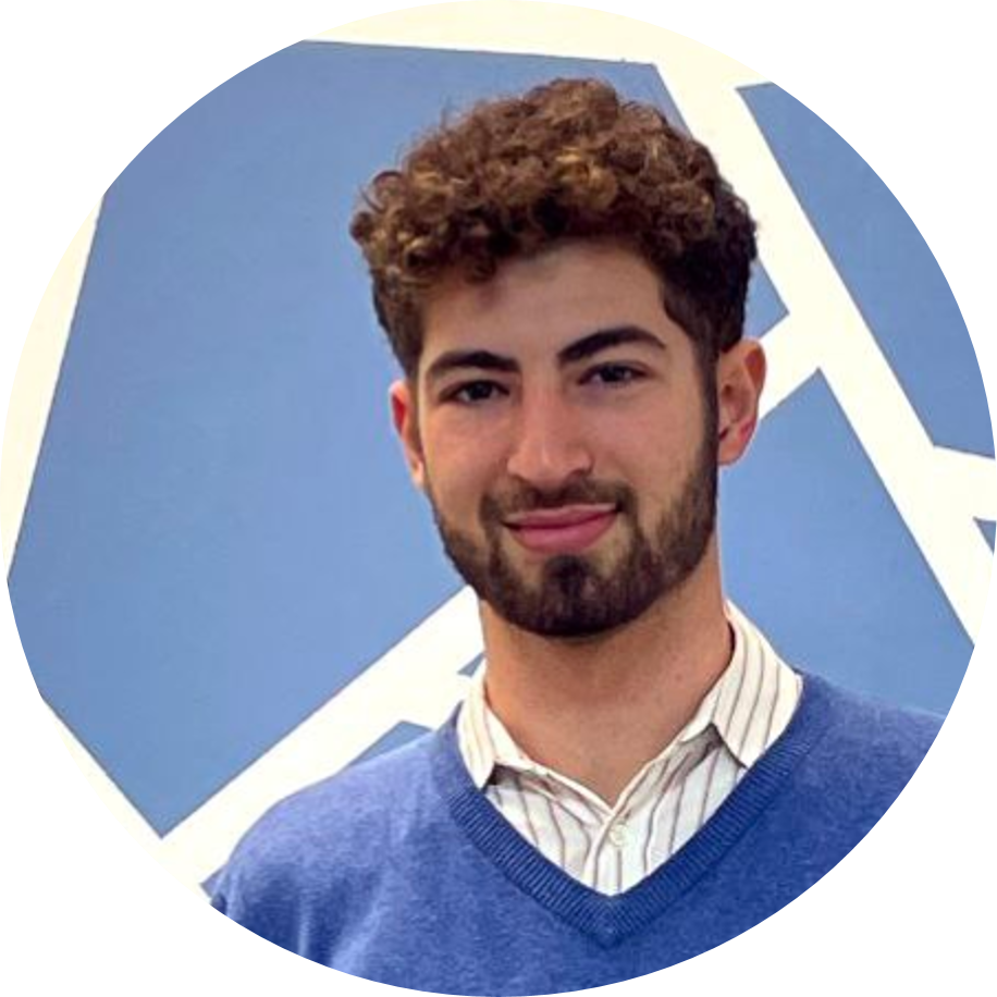 Zohar Tsalik headshot
